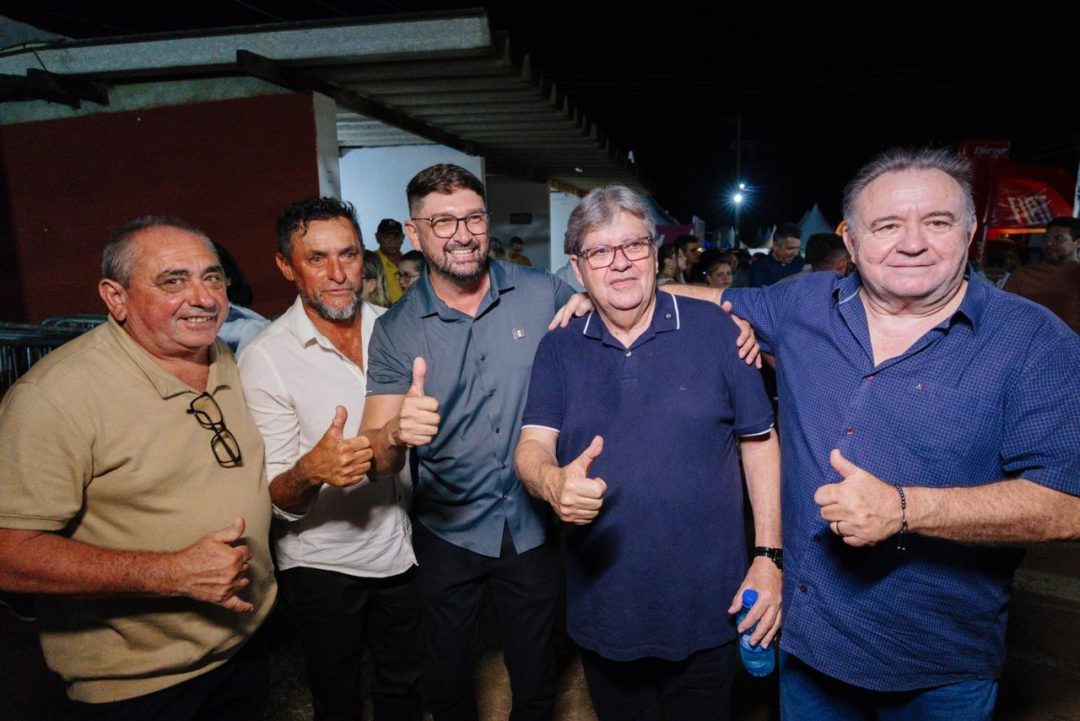 prefeito-de-carrapateira-destaca-desenvolvimento-do-sertao-no-governo-de-joao-azevedo