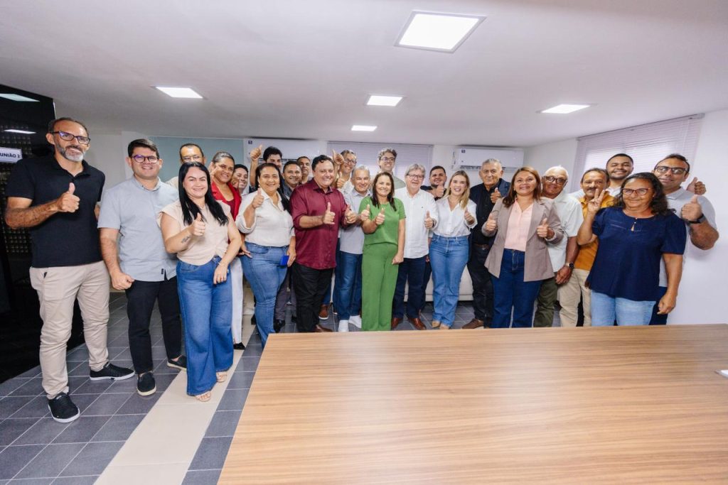 eleicoes-2026:-prefeitos-ampliam-apoios-a-joao-e-nabor-no-interior-da-paraiba