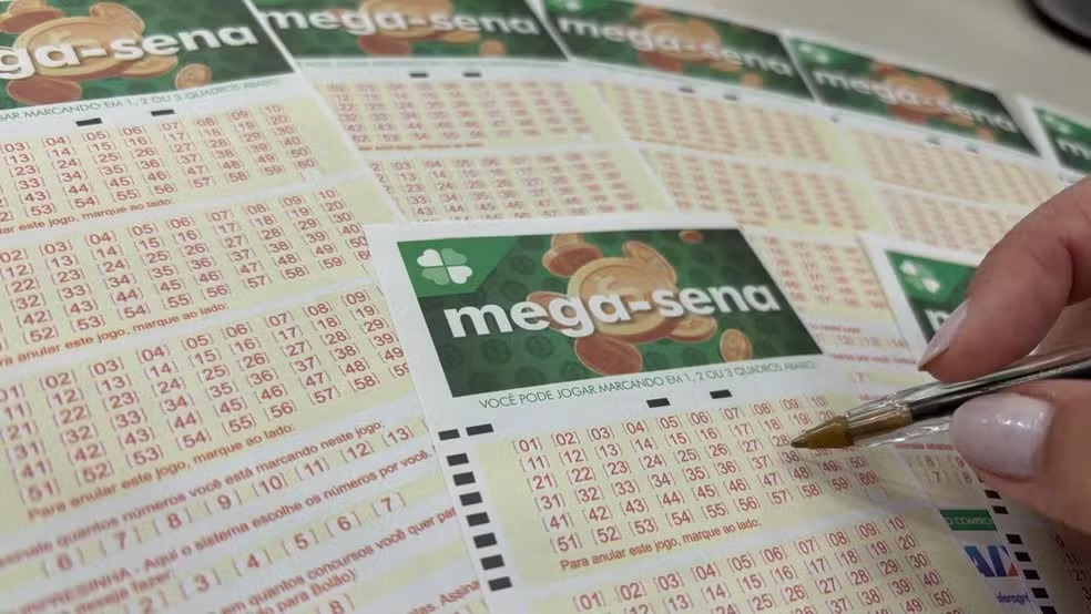 mega-sena-acumula-e-proximo-premio-pode-chegar-a-r$-300-milhoes