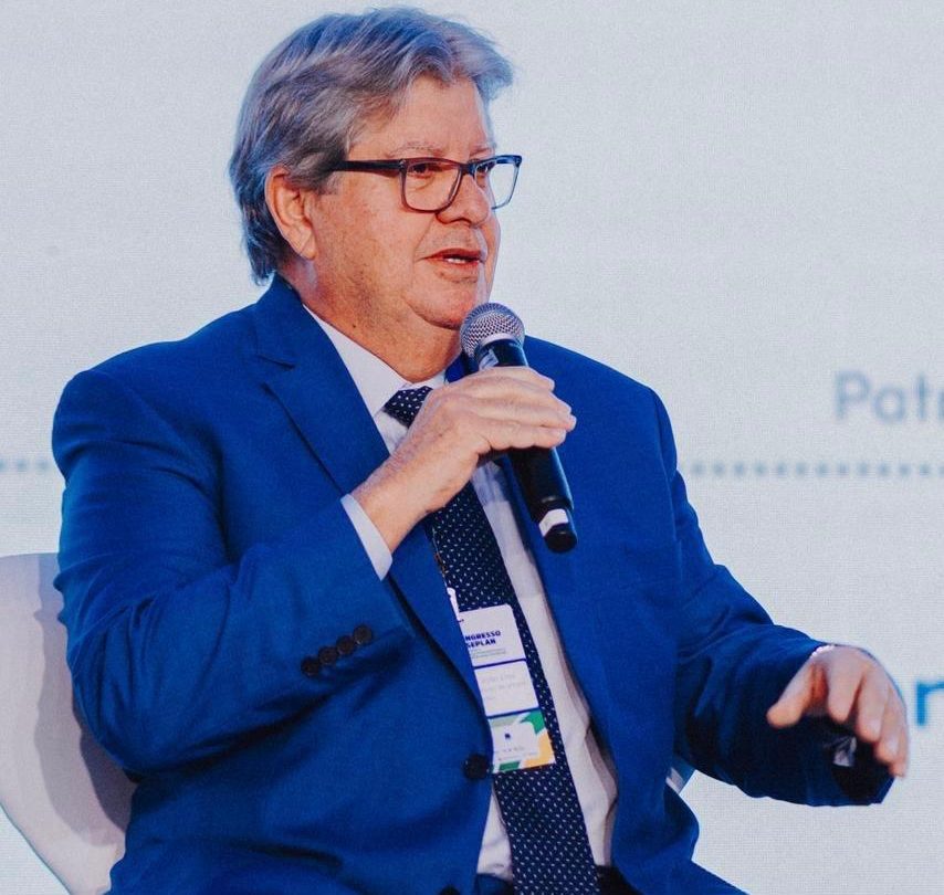 joao-azevedo-ganha-destaque-na-forbes-portugal-por-gestao-na-paraiba