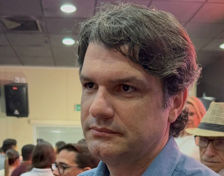 leo-bezerra-nomeia-ex-secretario-da-saude-que-teve-gestao-marcada-por-crise-em-cg