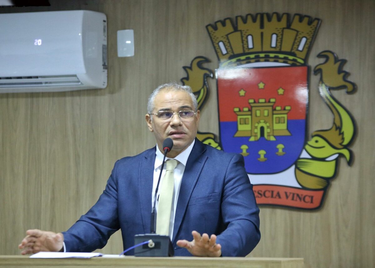 apos-assumir-prefeitura,-evilasio-cavalcanti-exonera-cargos-comissionados-em-cabedelo