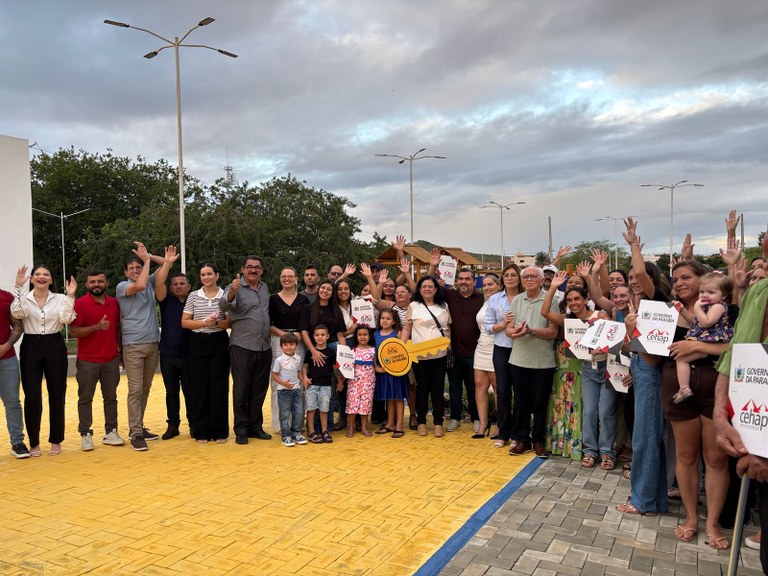 governo-da-pb-entrega-40-moradias-em-coxixola-e-avanca-com-novas-acoes-no-cariri