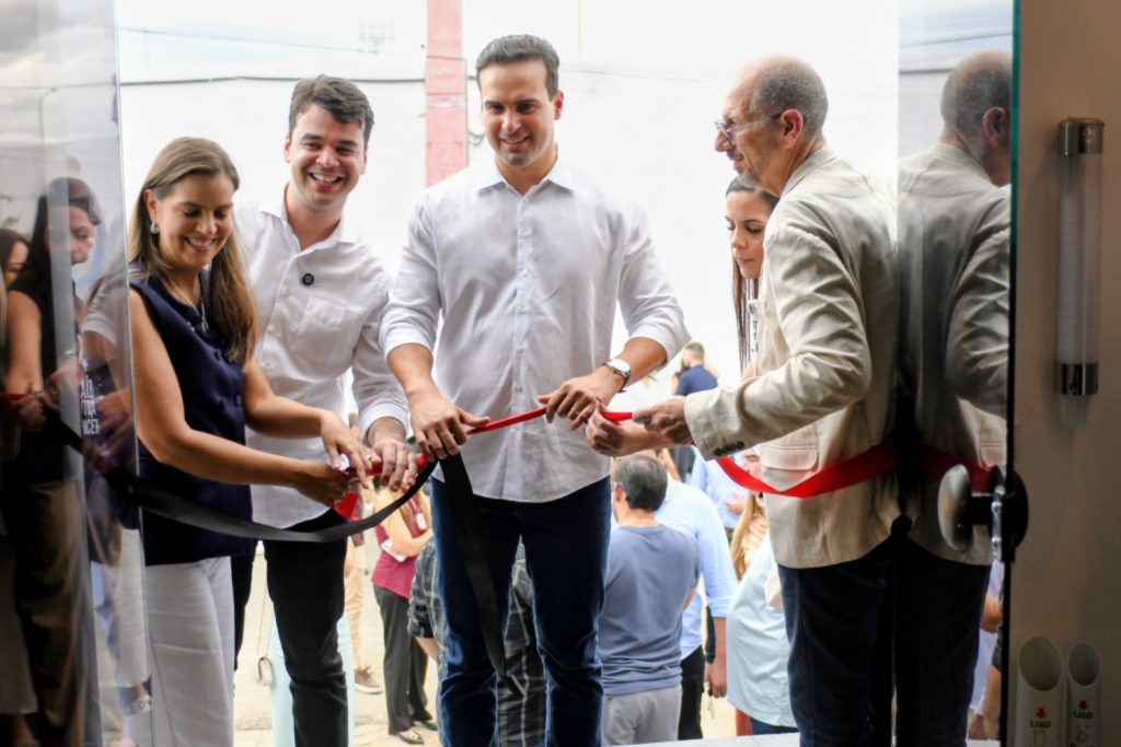 lucas-inaugura-centro-de-atendimento-ao-autista,-entrega-reformas-hospitalares-e-autoriza-novos-investimentos-em-patos