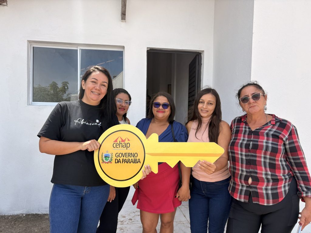 estado-entrega-casas-do-programa-parceiros-da-habitacao-em-cabedelo