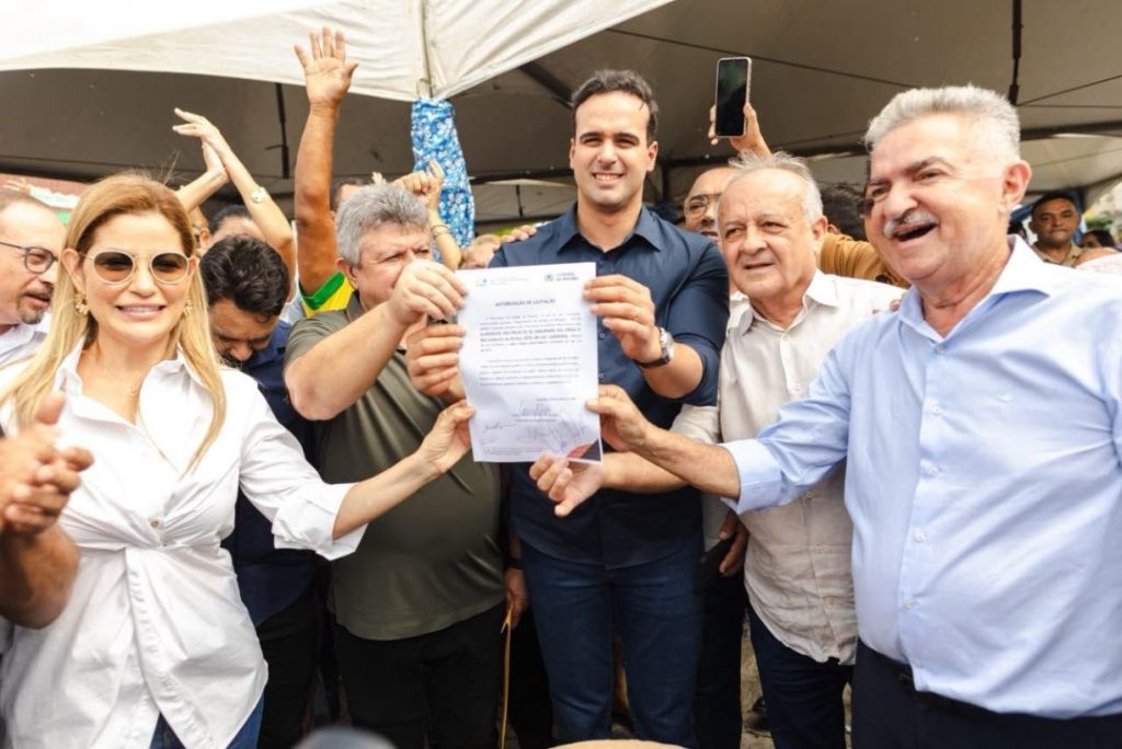 lucas-ribeiro-inaugura-pb-067-e-autoriza-obras-em-mulungu,-piloezinhos-e-gurinhem