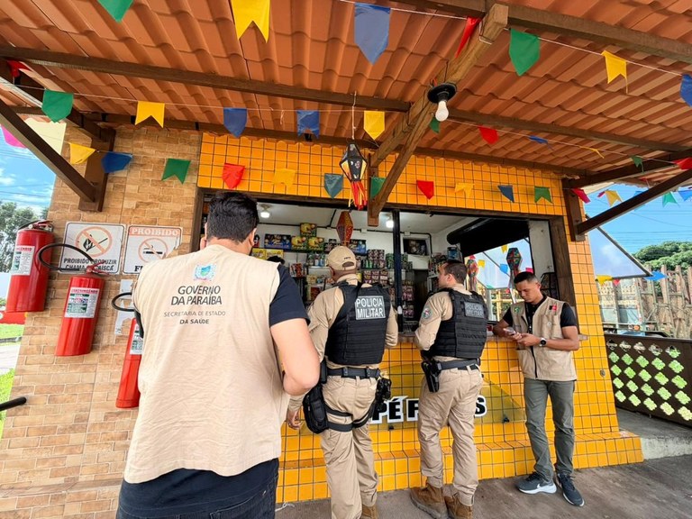 fiscalizacao-contra-fogos-com-estampido-ja-resulta-em-65-mil-apreensoes-na-pb