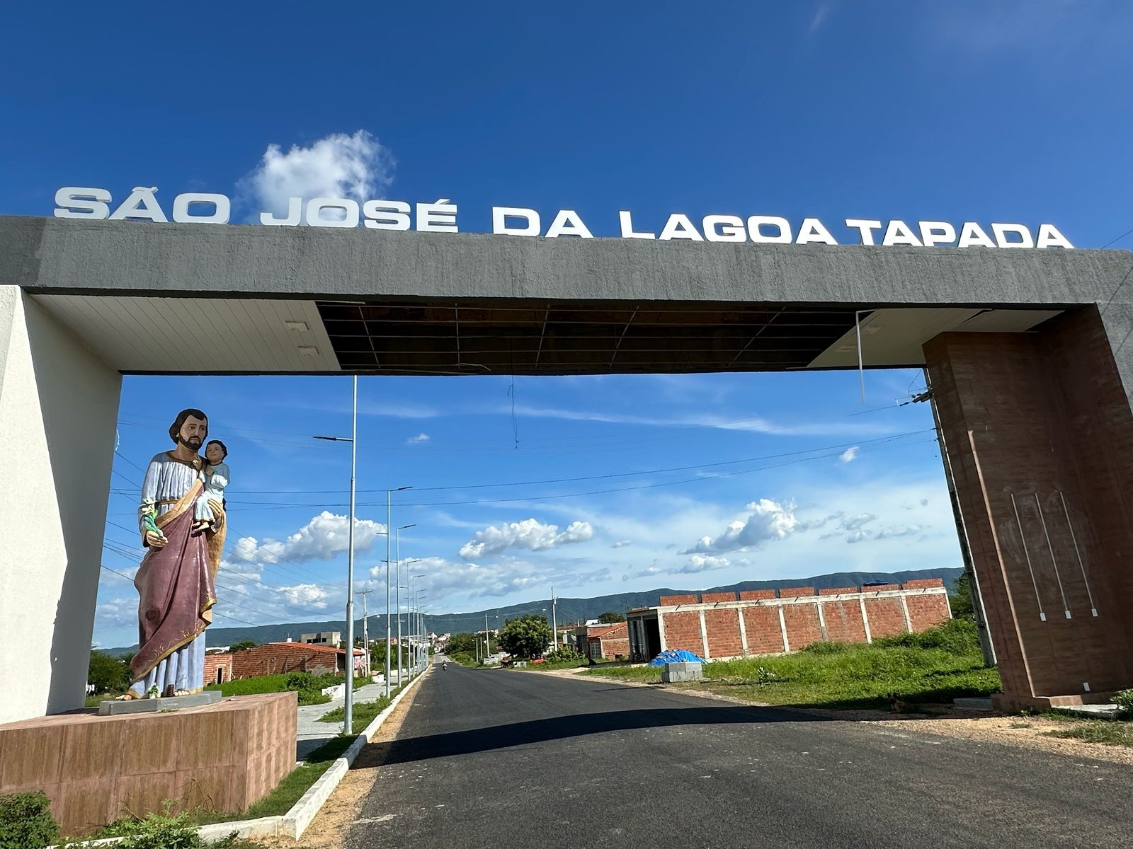 prefeitura-pagou-r$-87-mil-a-mais-por-aluguel-de-caminhao-e-ex-prefeito-e-intimado-pelo-tce-pb