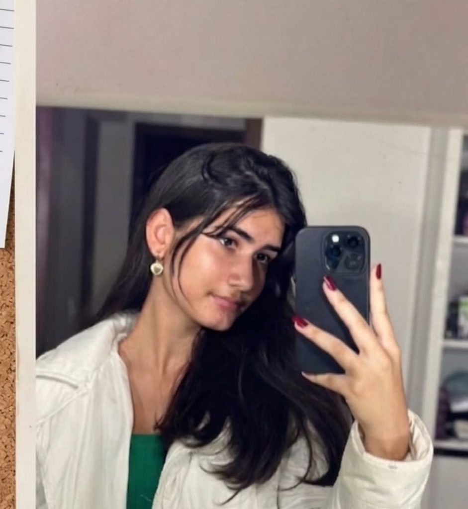 adolescente-de-17-anos-desaparece-apos-sair-de-casa-em-jp;-familia-faz-apelo
