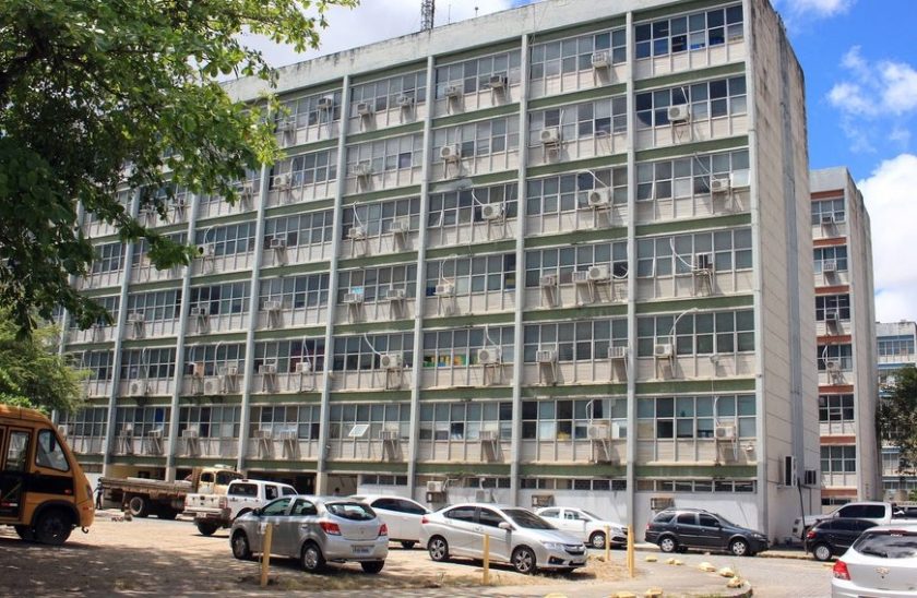 governo-da-pb-abre-50-vagas-de-estagio-com-bolsas-de-r$-1.200-e-auxilios;-confira