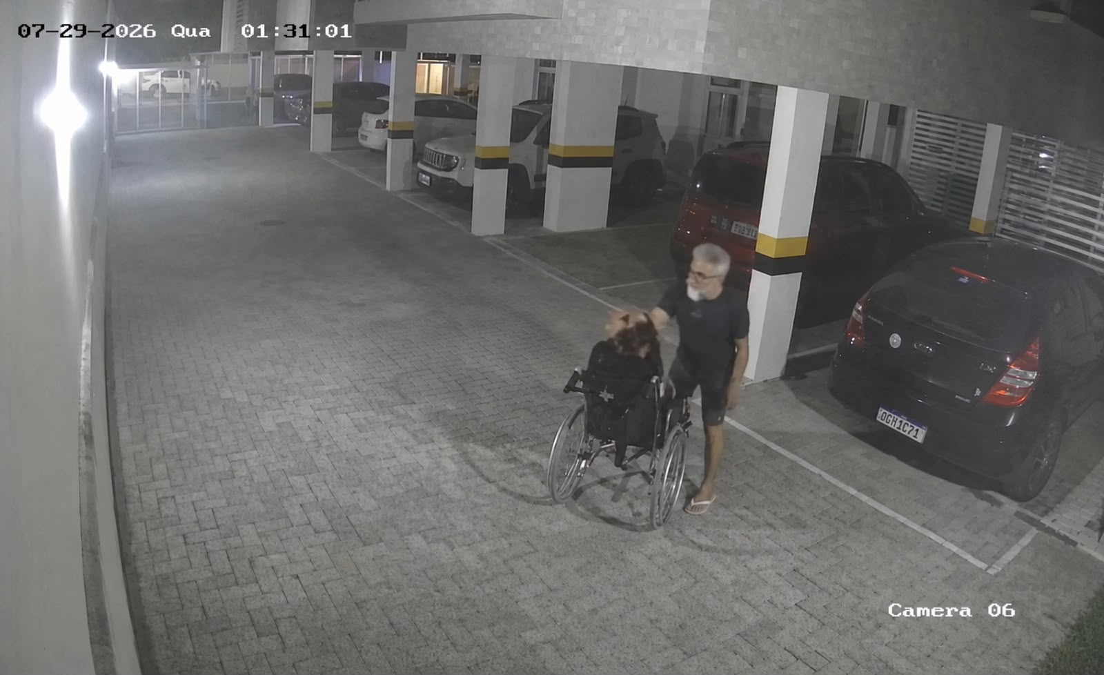 pai-flagrado-agredindo-filho-com-deficiencia-pode-responder-por-tortura-ou-lesao-corporal,-diz-policia-civil
