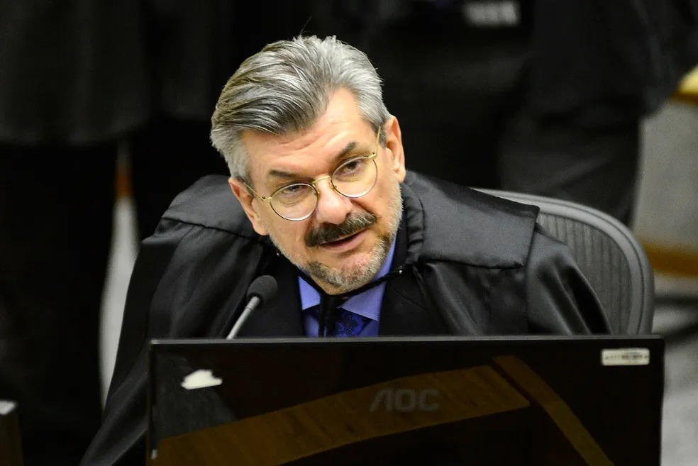 stj-decide-punir-ministro-acusado-de-importunacao-sexual-com-perda-do-cargo