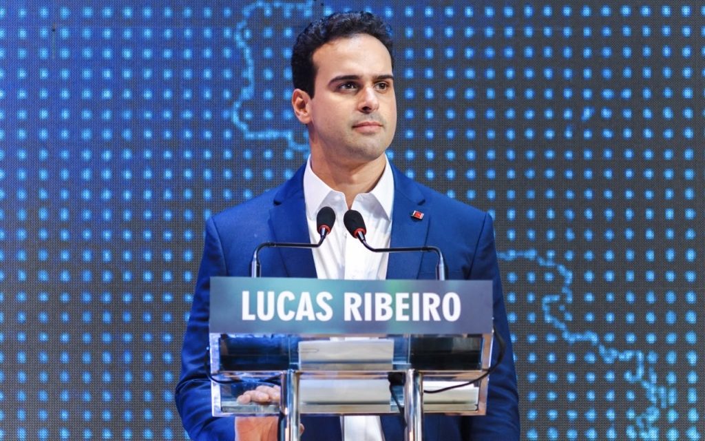 em-debate,-lucas-anuncia-calendario-de-promocao-na-pm-e-destaca-avancos-na-educacao