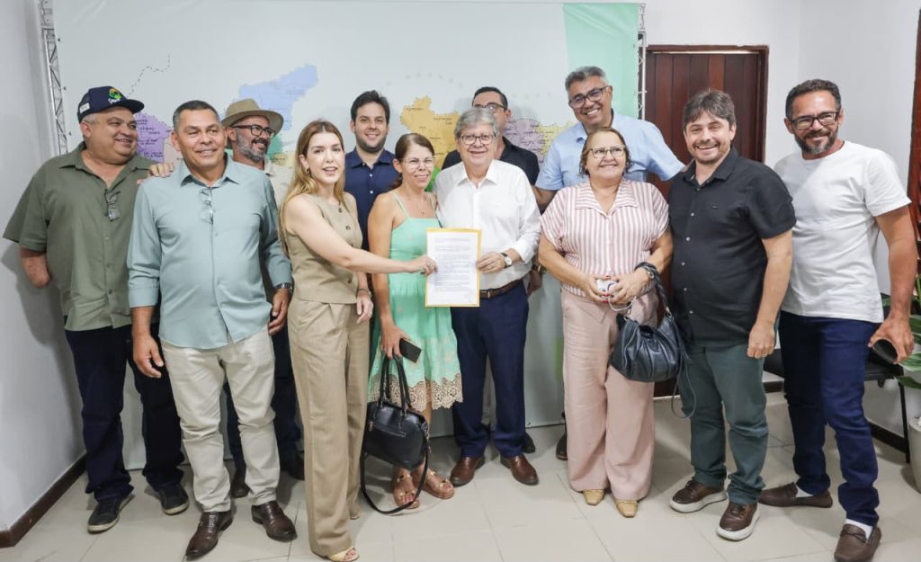 joao-recebe-representantes-da-caprinocultura-e-assume-compromisso-de-fortalecer-programa-do-leite