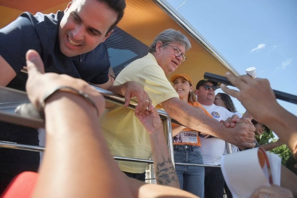 em-caravana-no-cariri-paraibano,-joao-ressalta-parcerias-com-municipios