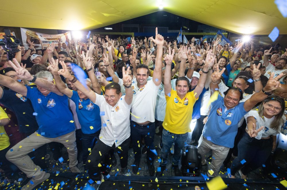 lucas-reforca-unidade-com-adriano-e-murilo-galdino-durante-inauguracao-de-comite