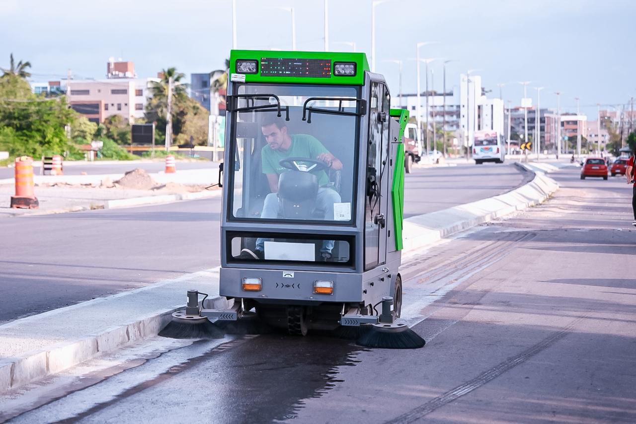 prefeitura-de-cabedelo-troca-empresa-de-limpeza-urbana-e-inicia-mutirao-nos-bairros