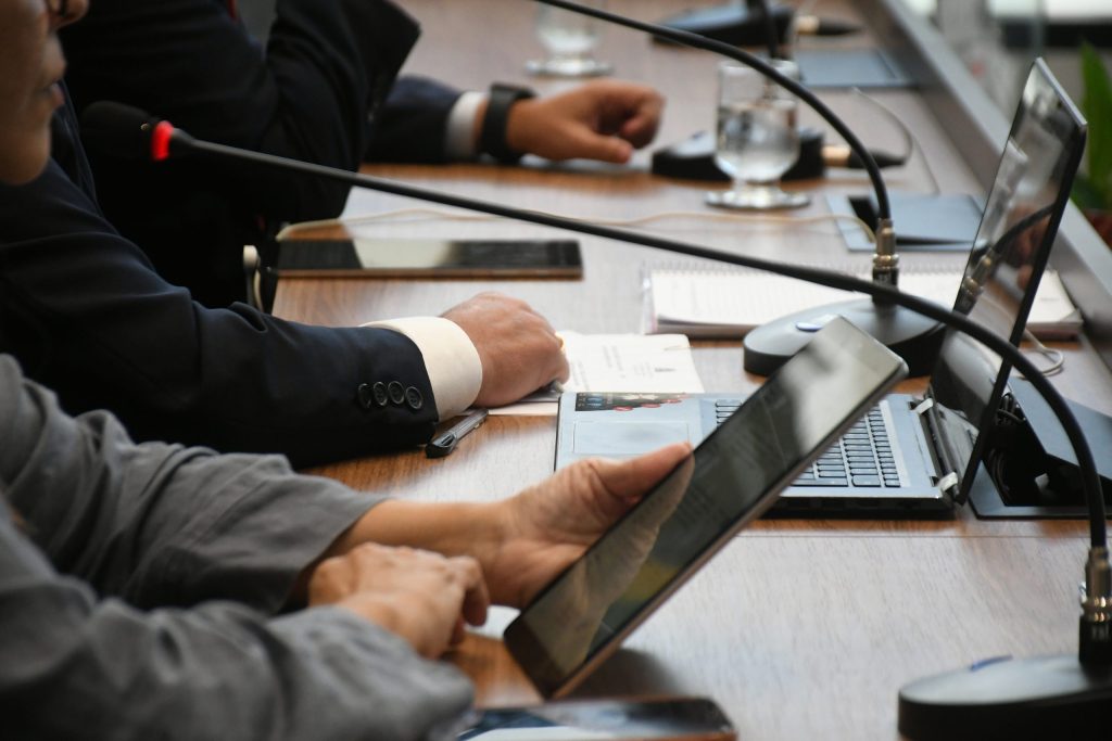 cmjp-promulga-programa-de-prevencao-aos-impactos-das-bets-e-de-combate-a-ludopatia