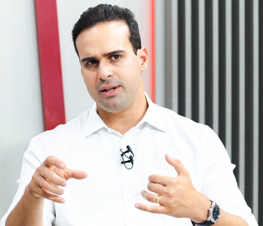 lucas-projeta-100%-das-criancas-alfabetizadas-na-idade-certa