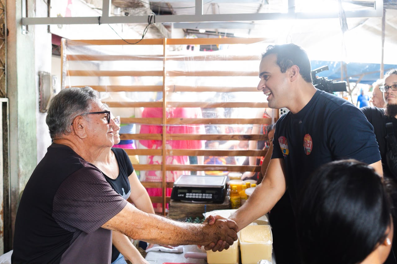 em-visita-a-feirao-do-grotao,-lucas-anuncia-ampliacao-de-credito-para-empreendedores