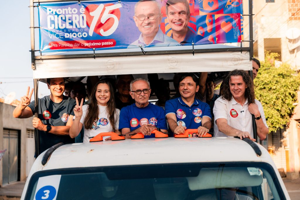 cicero-lucena-cumpre-agenda-em-serra-de-teixeira-e-mais-sete-municipios-da-pb