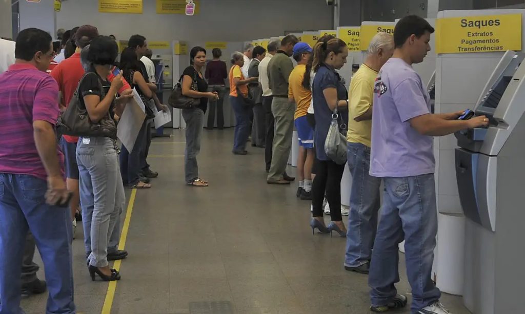 bancarios-do-banco-do-brasil-e-da-caixa-entram-em-greve-na-paraiba