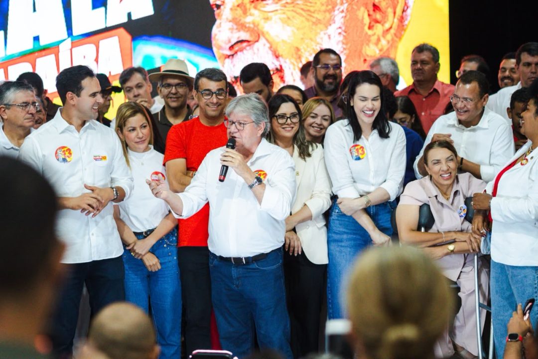 joao-azevedo-reforca-defesa-pela-reeleicao-de-lula-em-encontro-com-liderancas