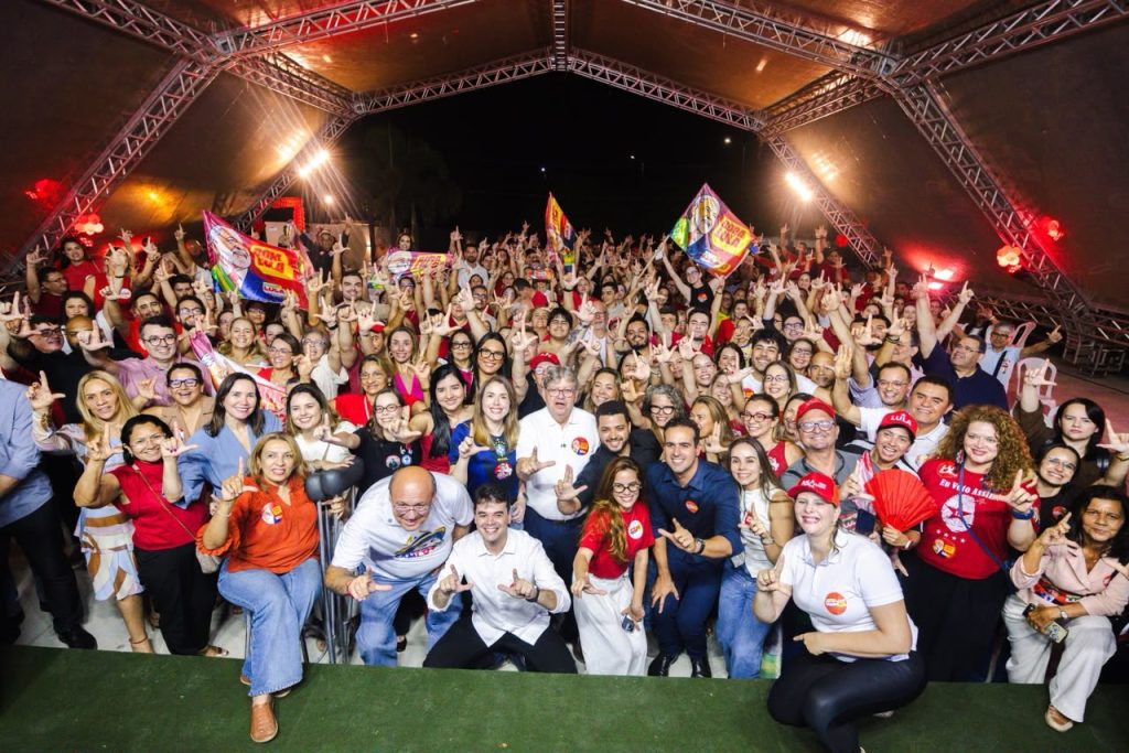 lucas-destaca-parceria-com-lula-para-fortalecer-sus-da-paraiba-em-plenaria-na-capital
