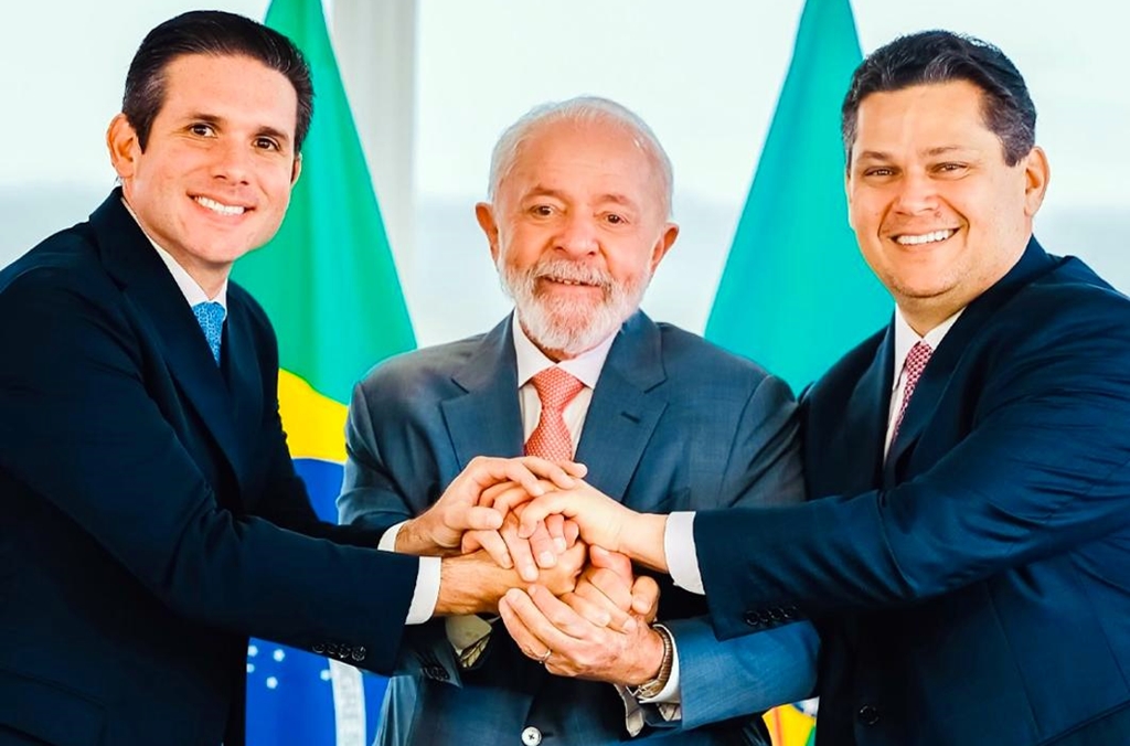 motta-e-alcolumbre-terao-encontro-com-lula-na-alvorada